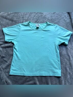 Vintage Leon Levin Women’s Aqua Blue Scalloped Crewneck Tee Shirt - Medium